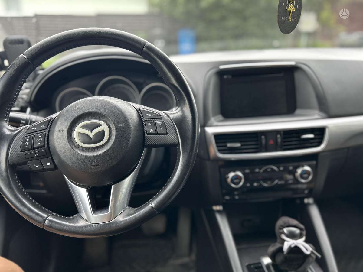Mazda CX-5, 2.2 l., off-road / crossover