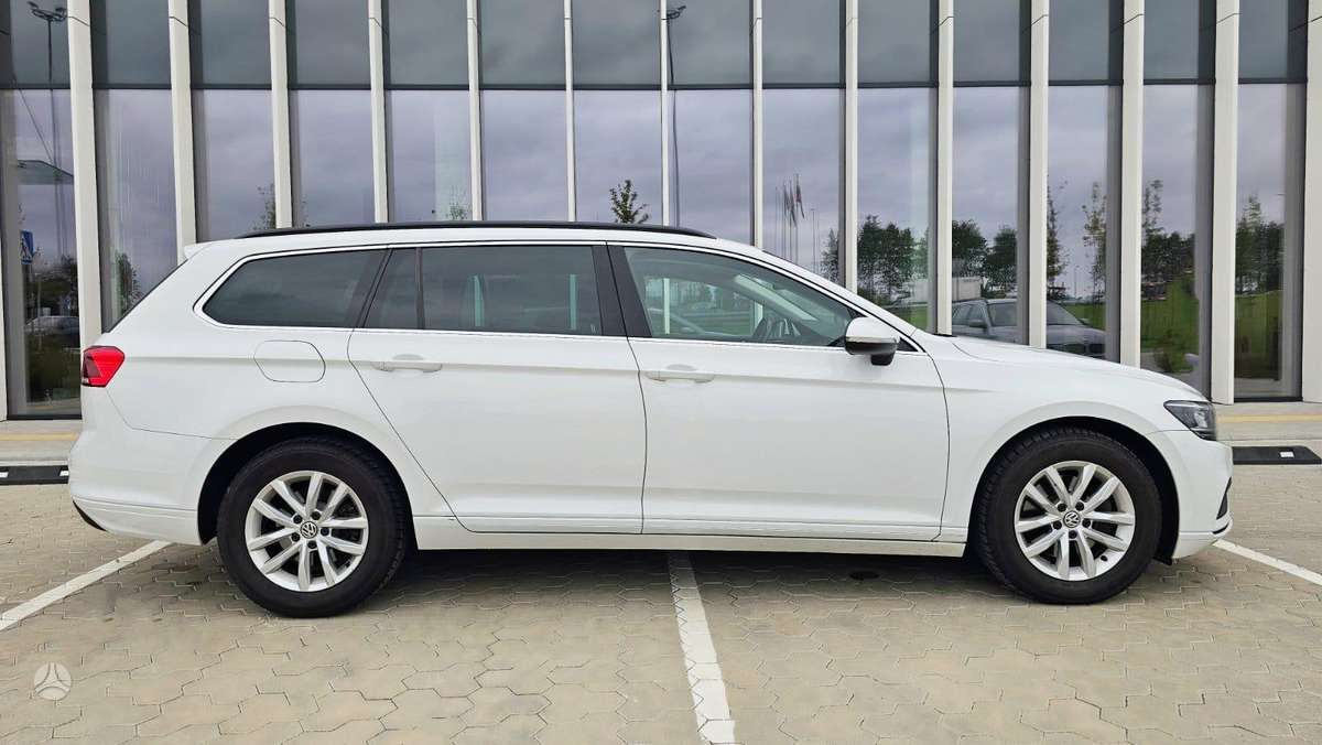 Volkswagen Passat - 3