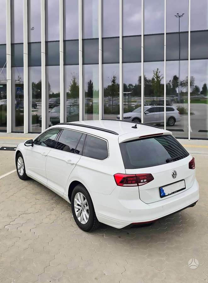 Volkswagen Passat - 5