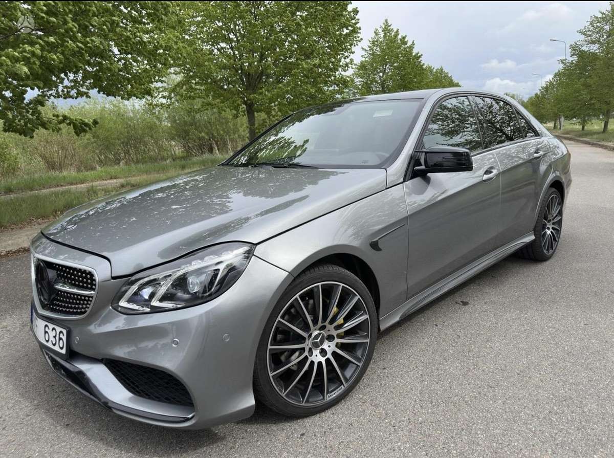 Mercedes-Benz E350 - 1