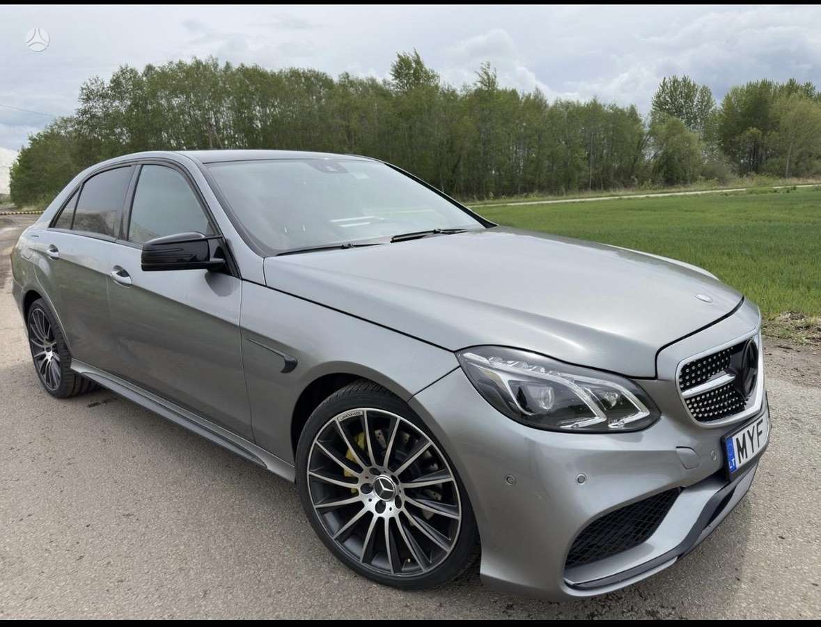 Mercedes-Benz E350 - 2