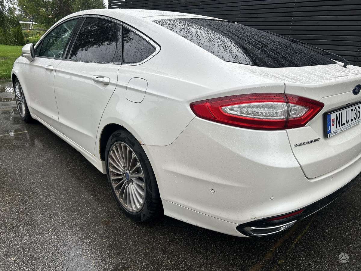 Ford Mondeo, 2.0 l., hatchback