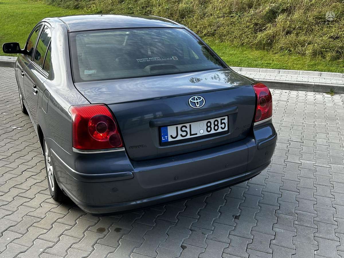 Toyota Avensis - 3