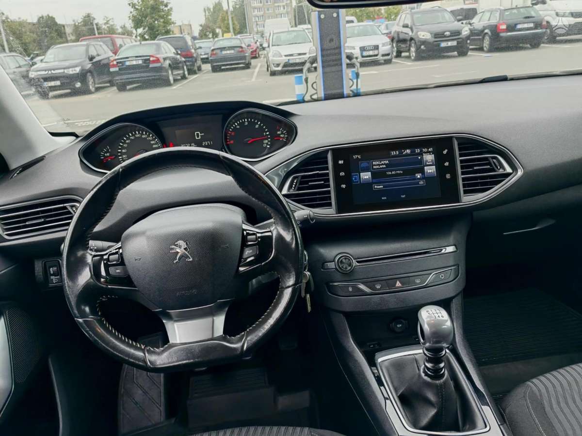 Peugeot 308 - 12