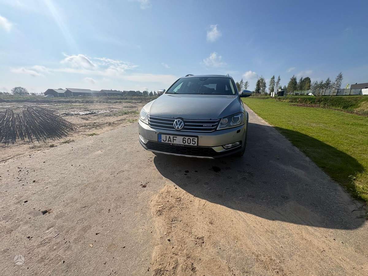 Volkswagen Passat Alltrack - 1