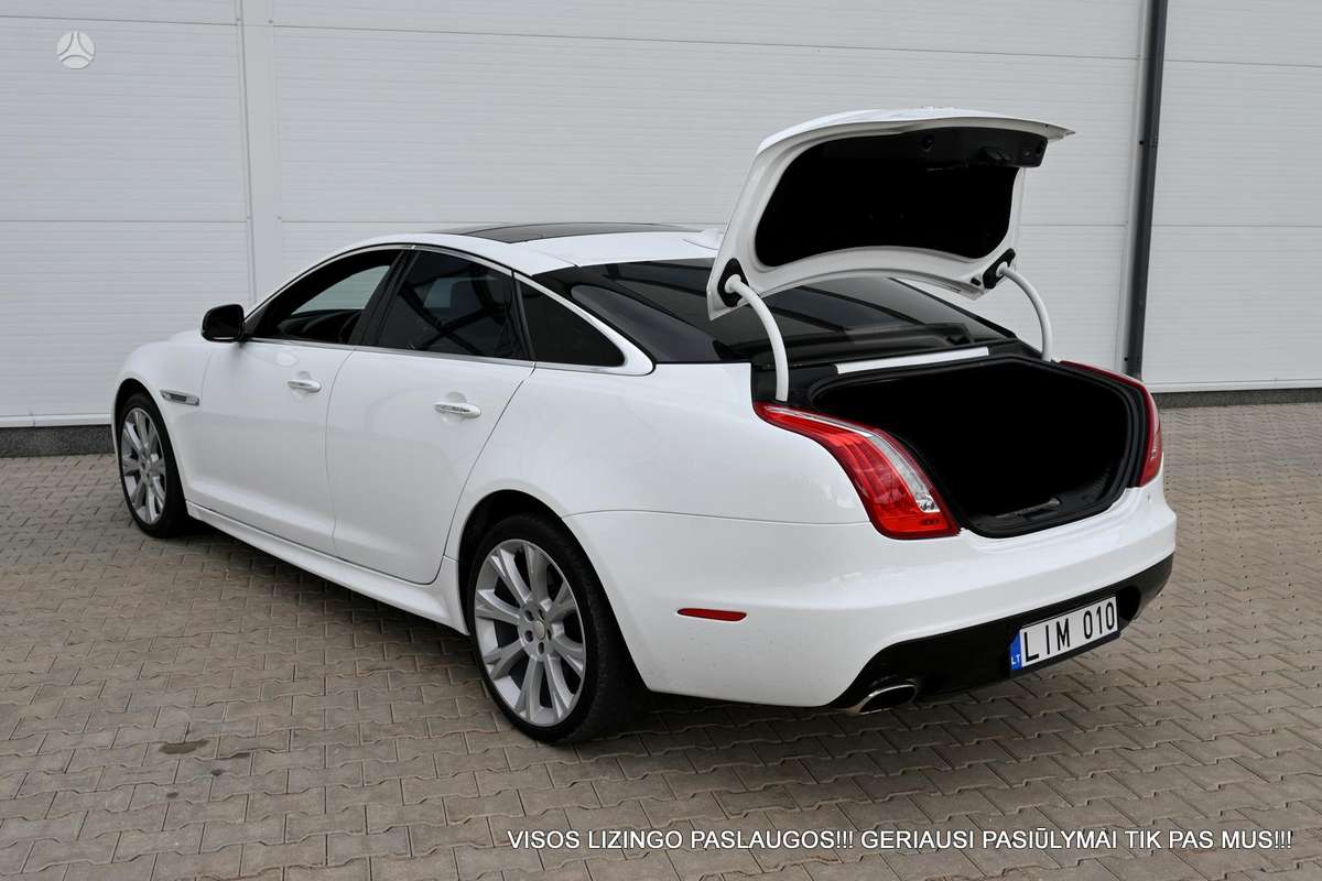 Jaguar XJ, 3.0 l., Седан