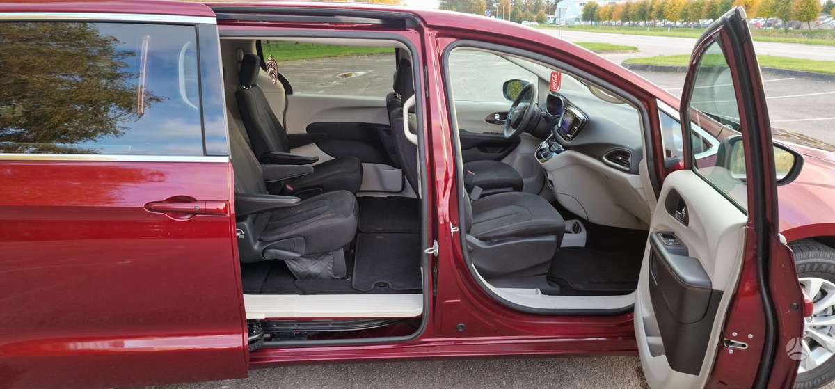 Chrysler Pacifica, 3.6 l., Минивэн