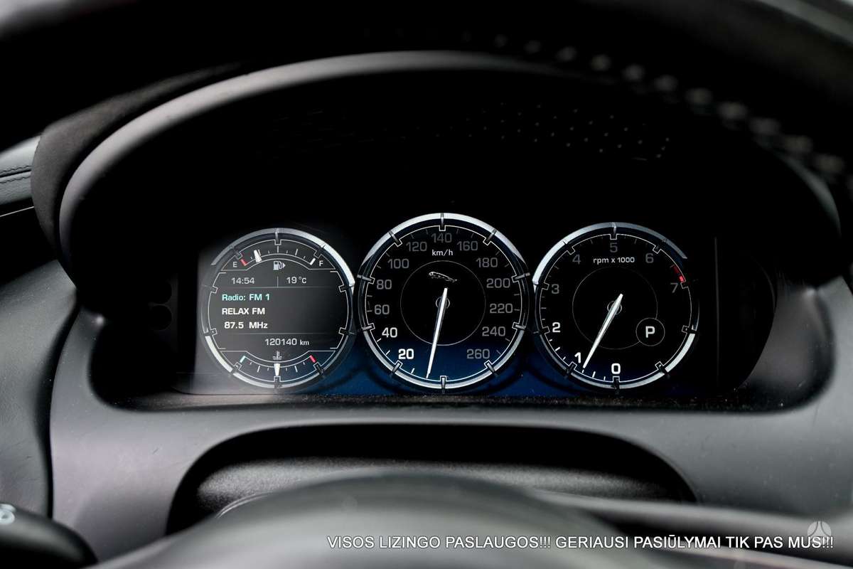 Jaguar XJ, 3.0 l., Седан