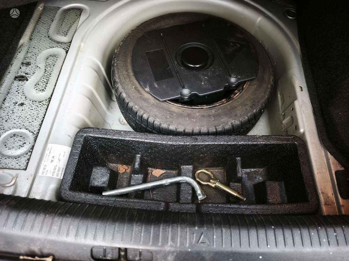 Volkswagen Polo - 10
