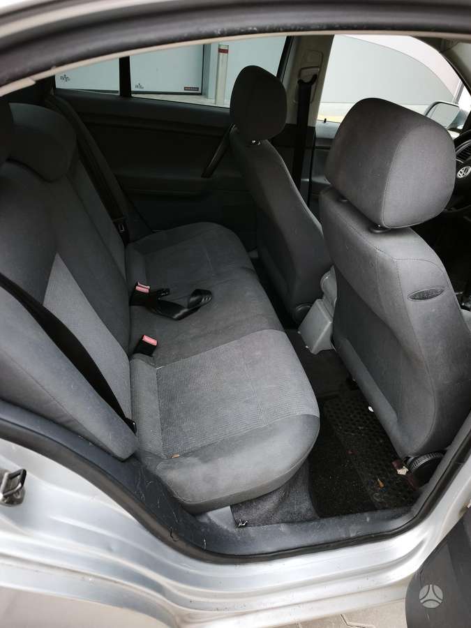 Volkswagen Polo - 11