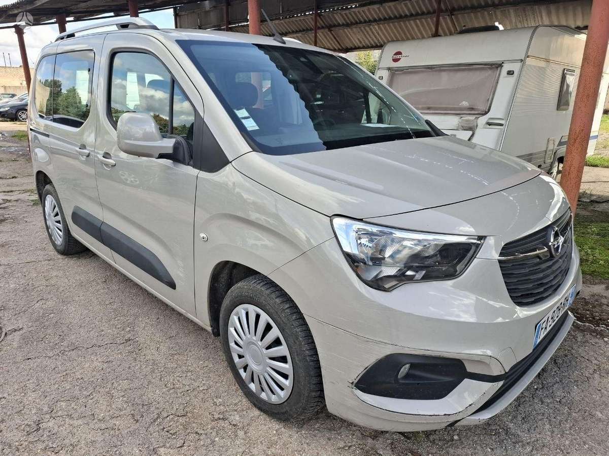 Opel Combo, 1.5 l., Минивэн