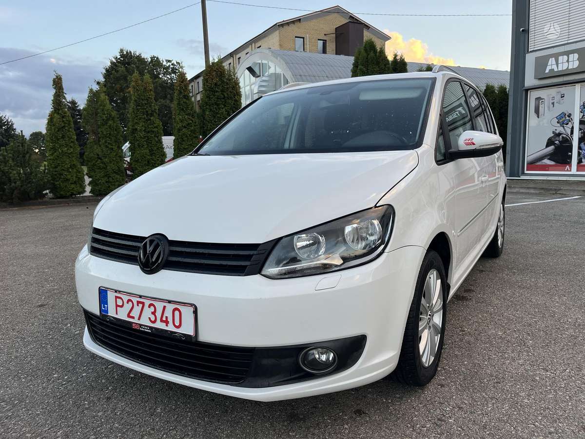 Volkswagen Touran - 4