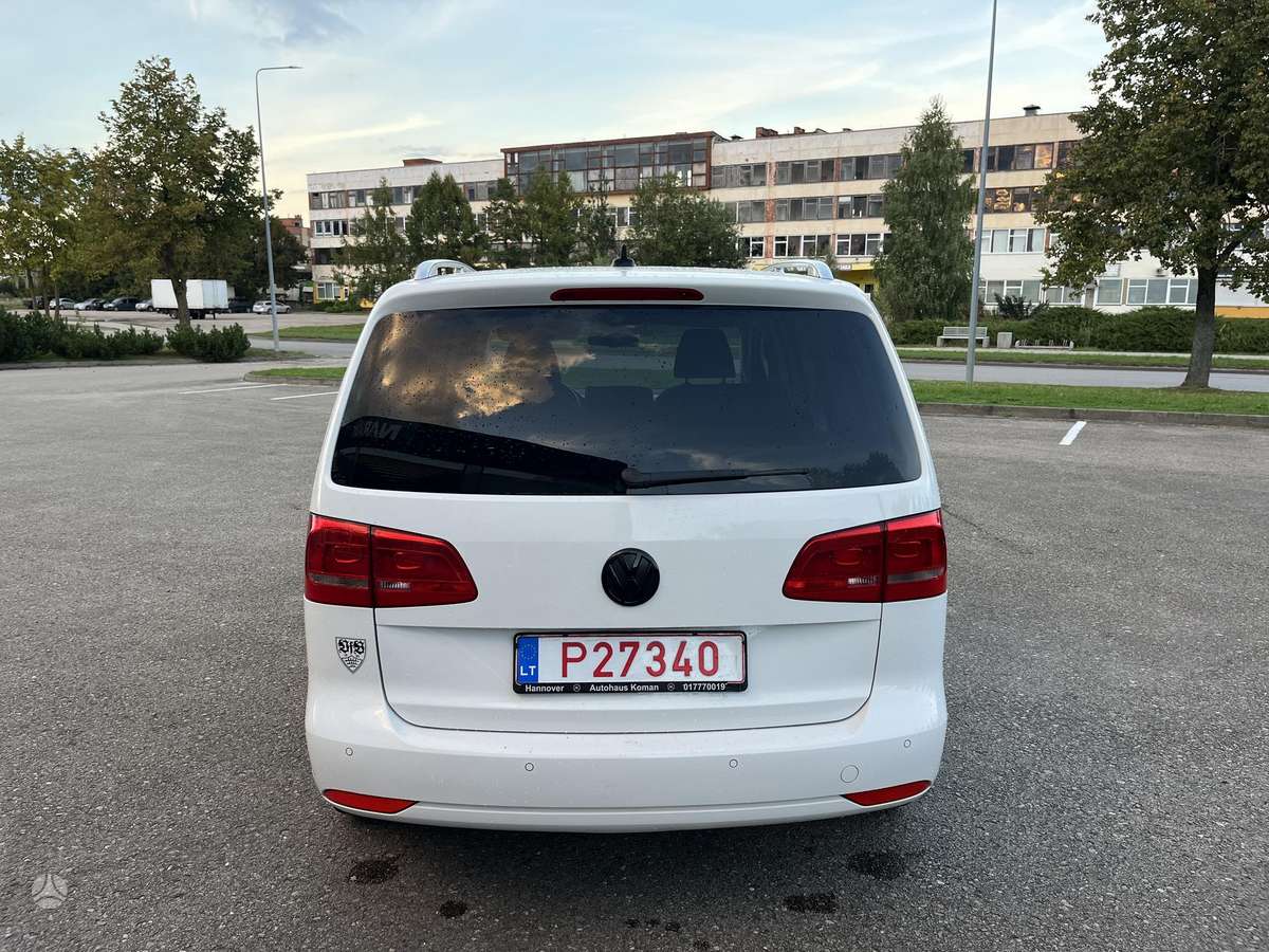 Volkswagen Touran - 6