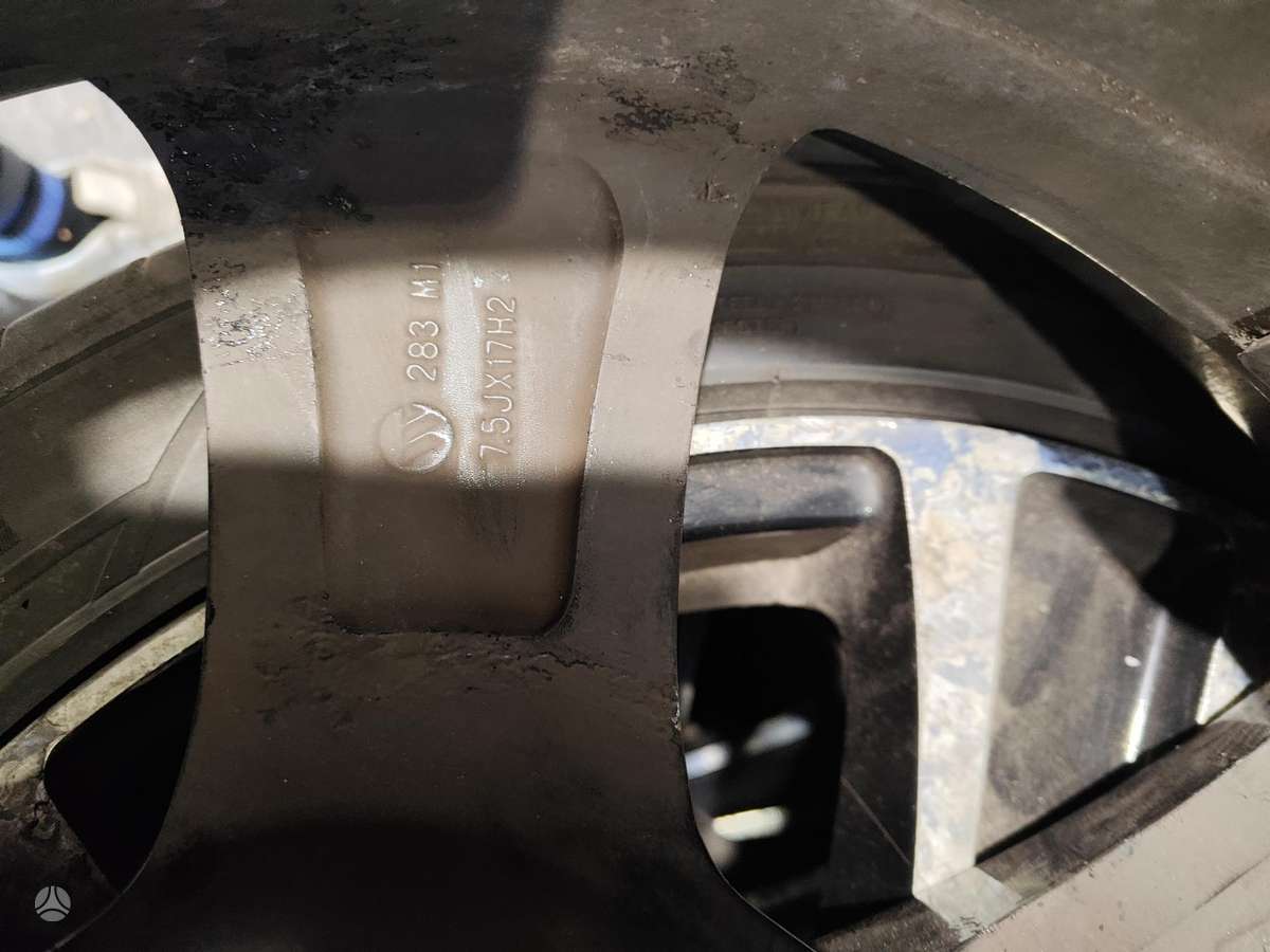 Volkswagen, light alloy, R17