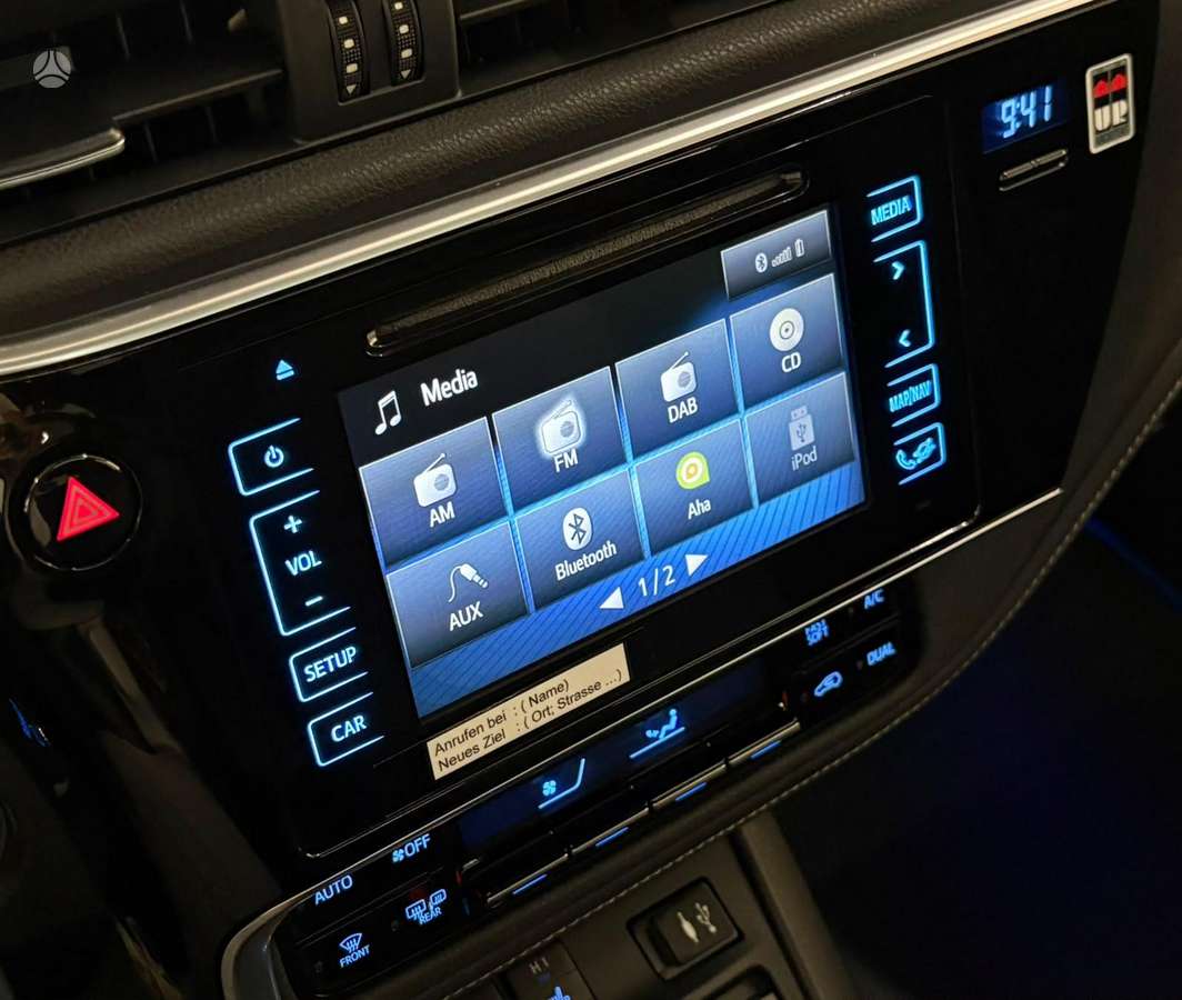 Toyota Auris - 4