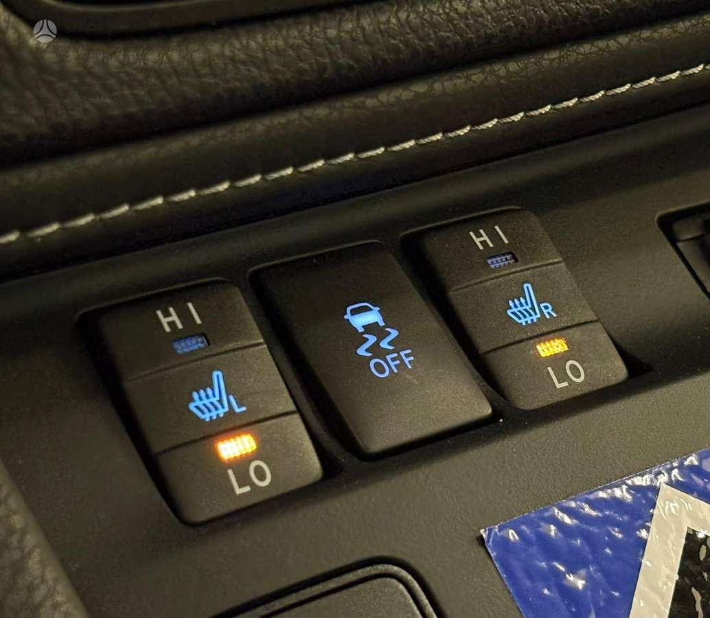 Toyota Auris - 10