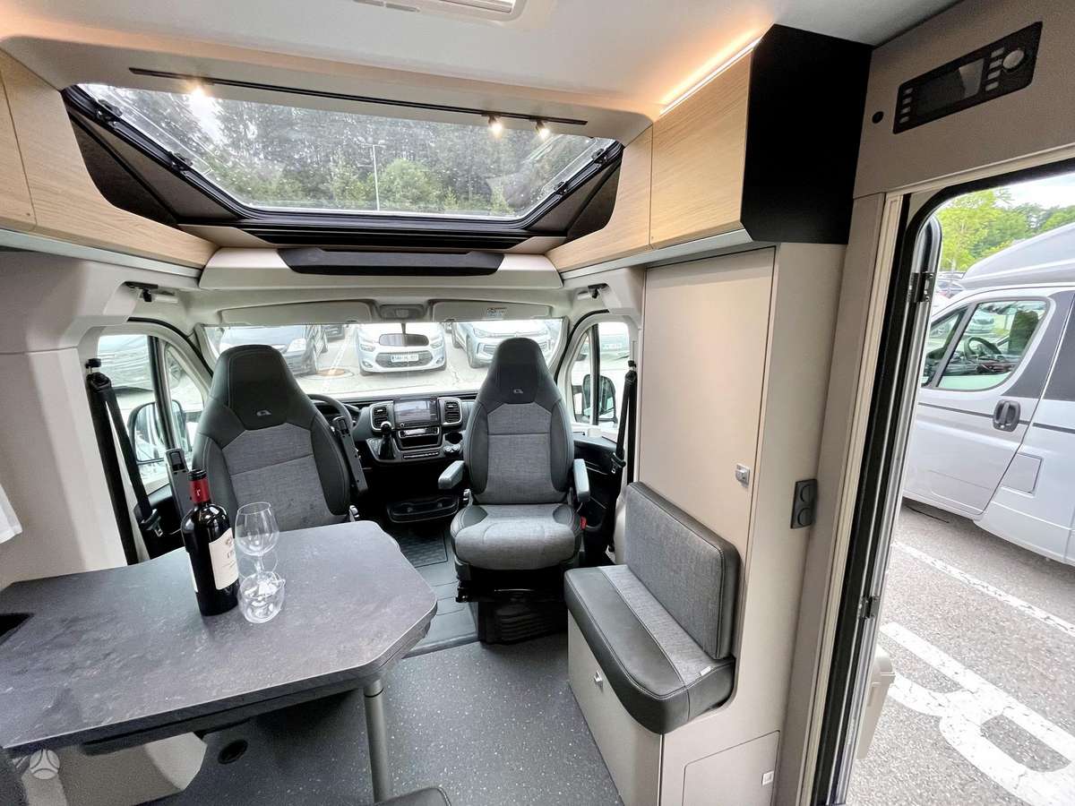 Adria Compact Select SL, туристическиe автомобили