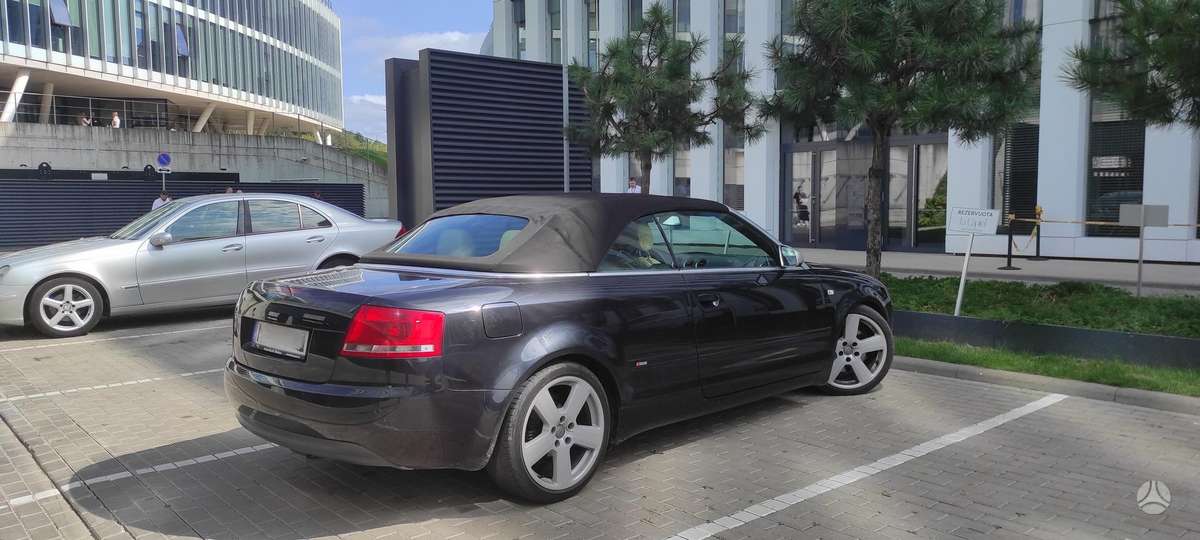 Audi Cabriolet, 2.5 l., convertible