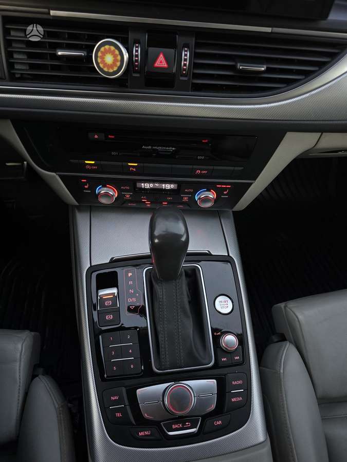 Audi A6, 2.0 l., Универсал
