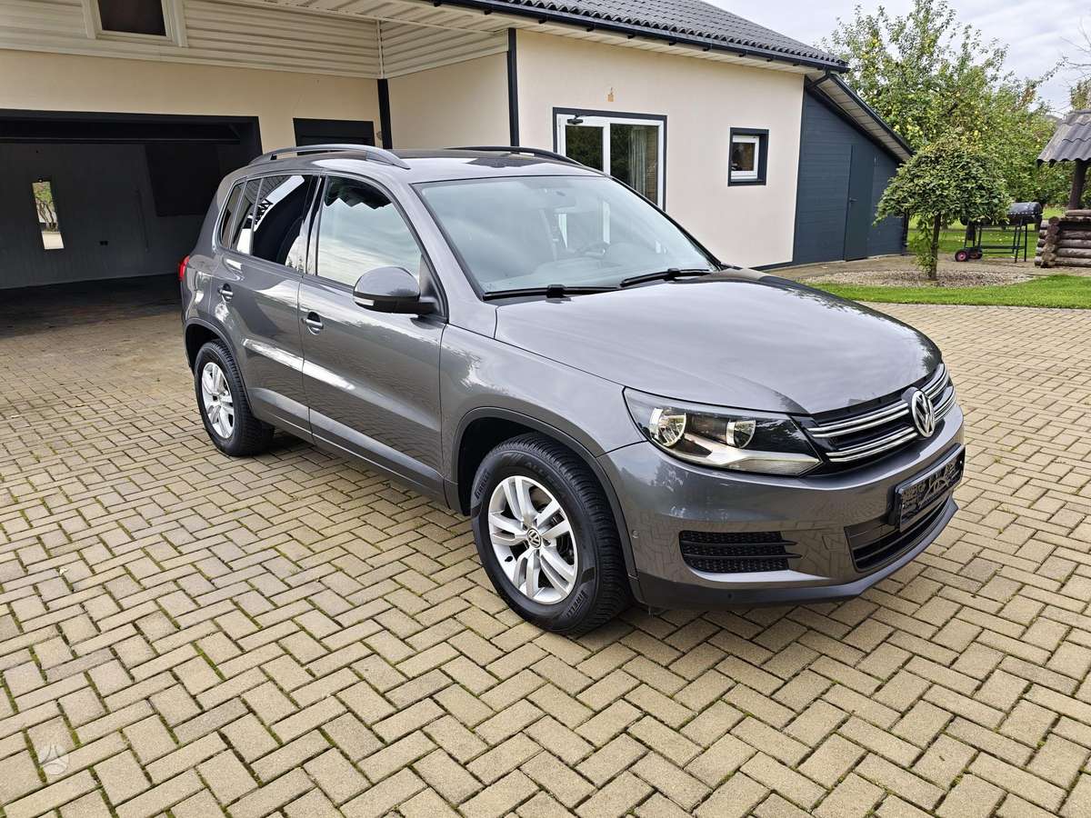 Volkswagen Tiguan - 4
