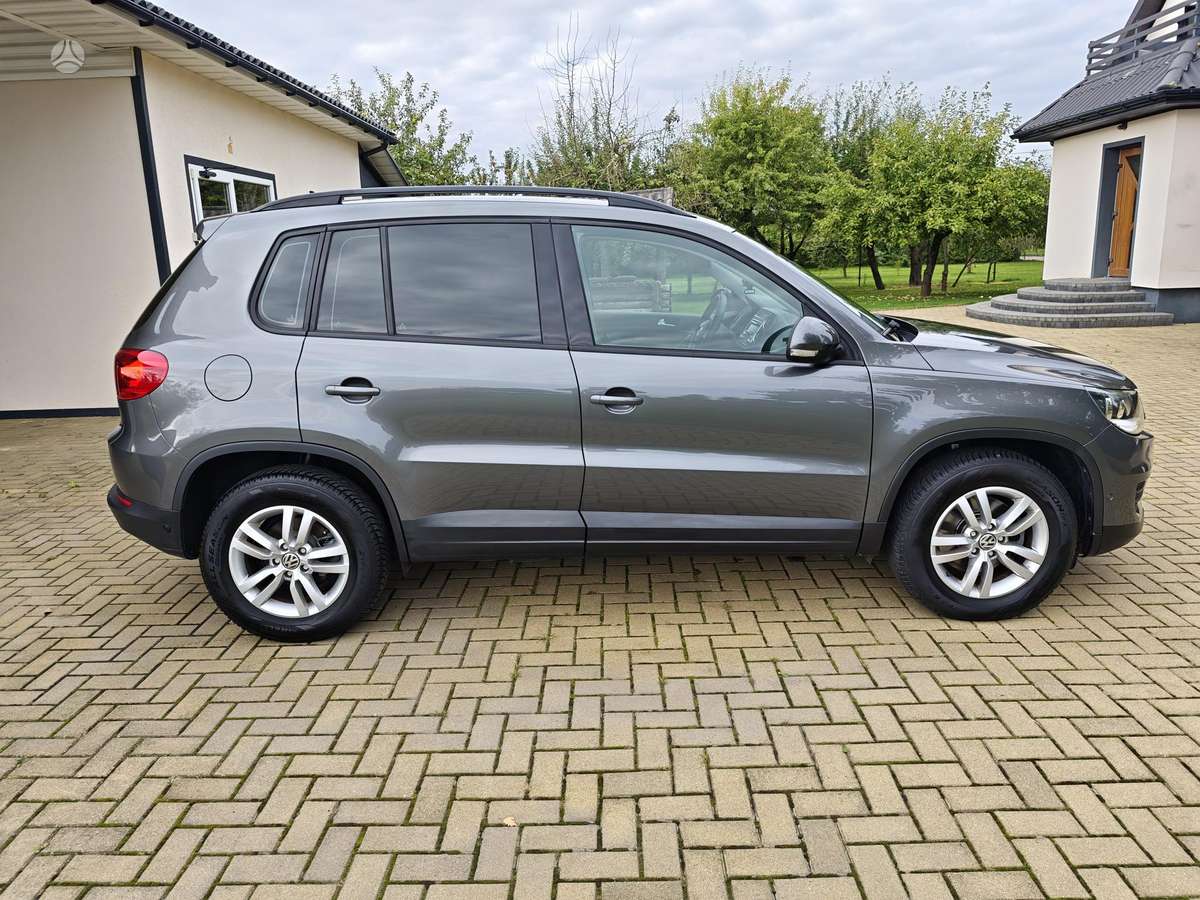 Volkswagen Tiguan - 5