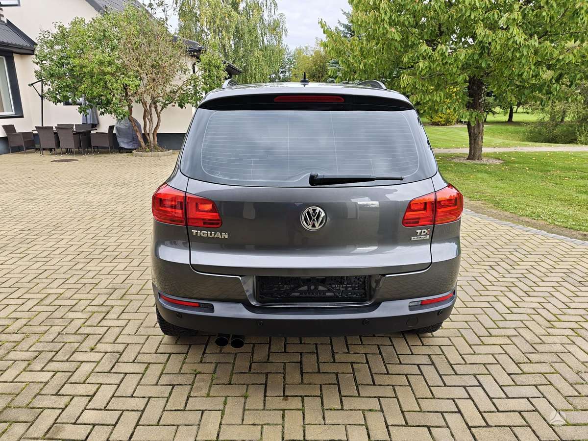 Volkswagen Tiguan - 7