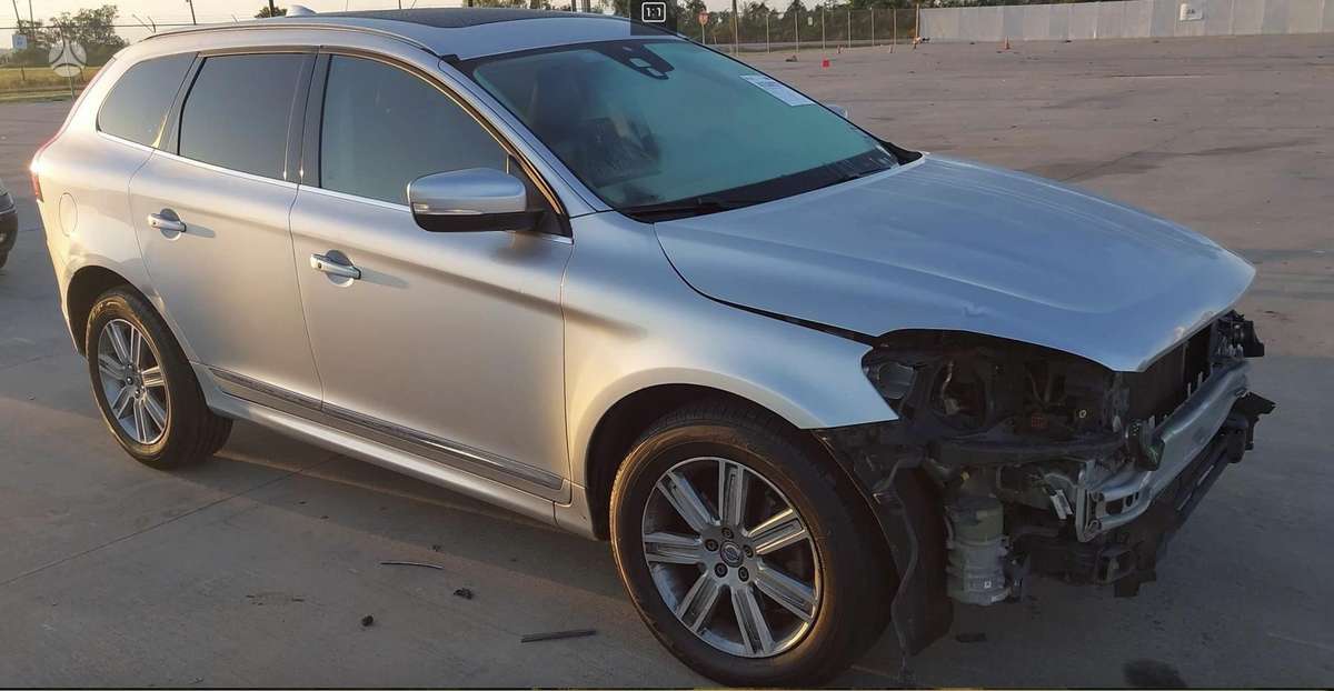 Volvo XC60, 2.0 l., off-road / crossover
