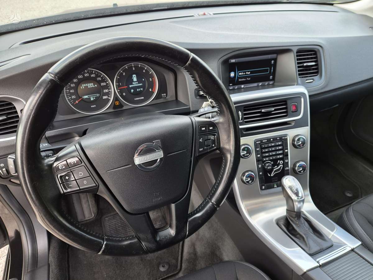 Volvo V60 - 11