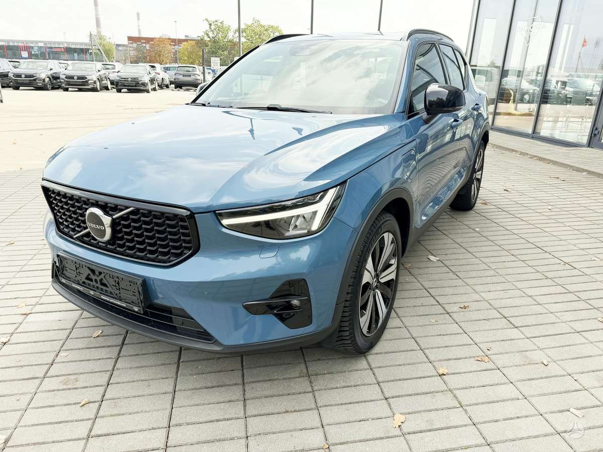 Volvo XC40 - 1