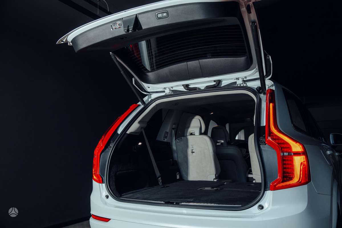 Volvo XC90 - 7