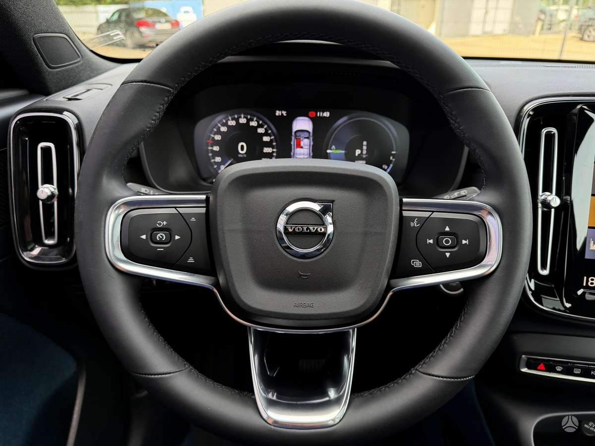 Volvo XC40 - 9