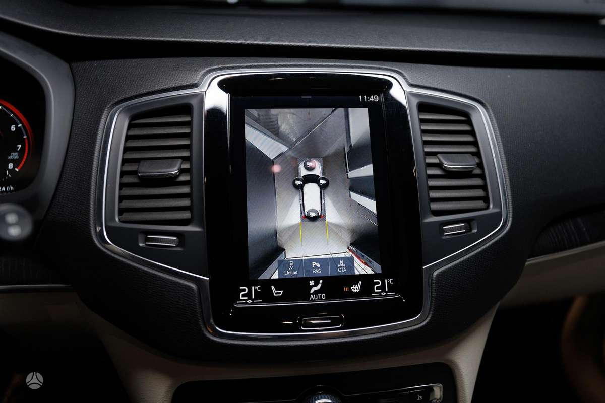 Volvo XC90 - 12