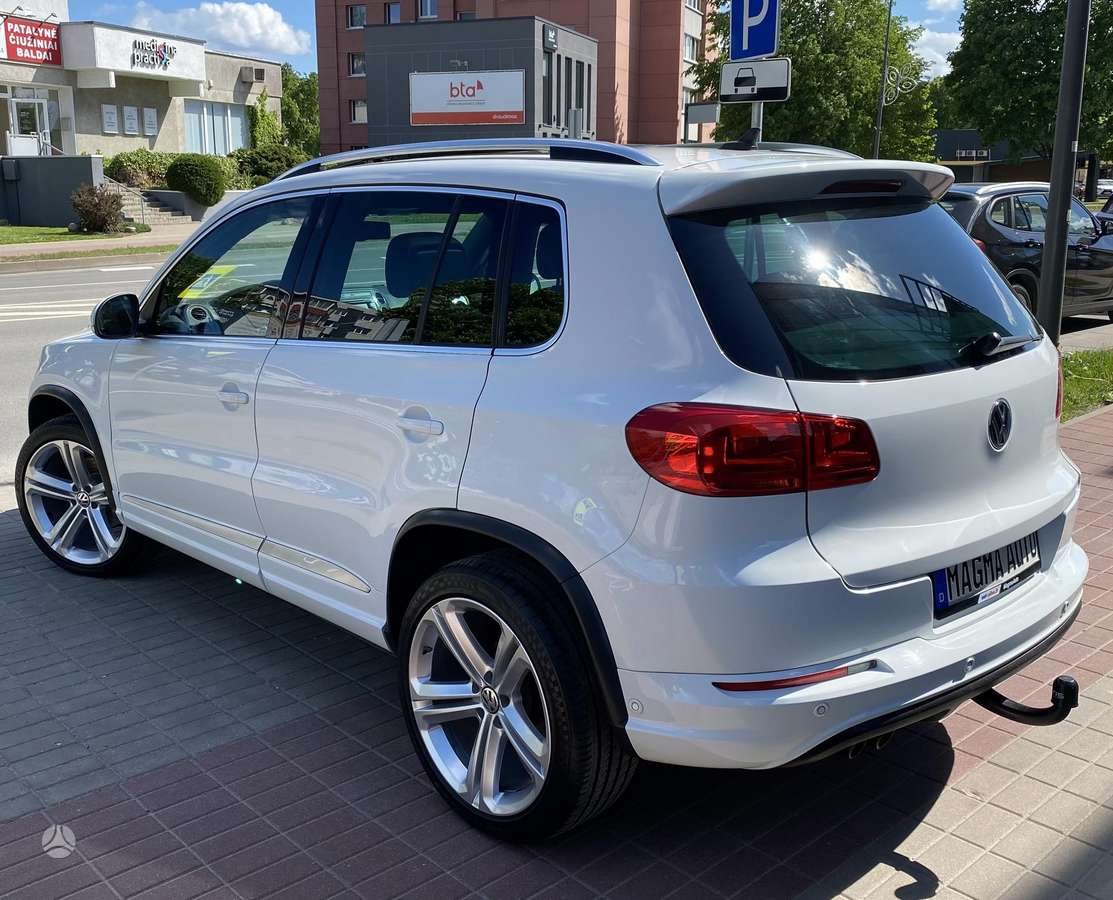Volkswagen Tiguan - 4