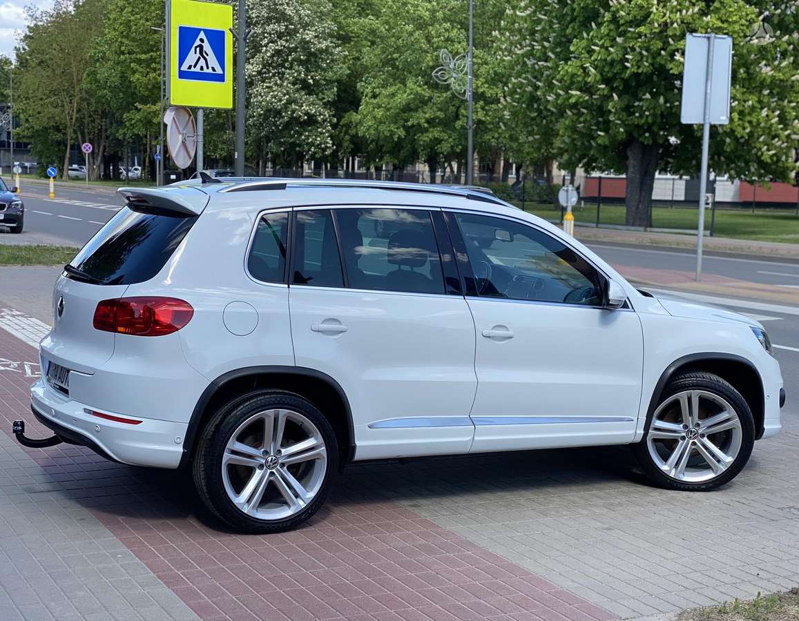 Volkswagen Tiguan - 5