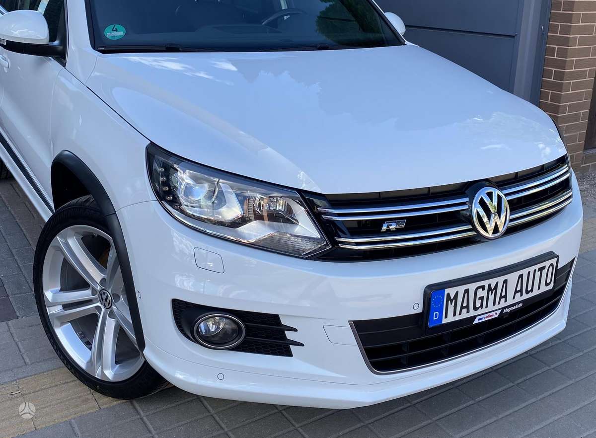 Volkswagen Tiguan - 9