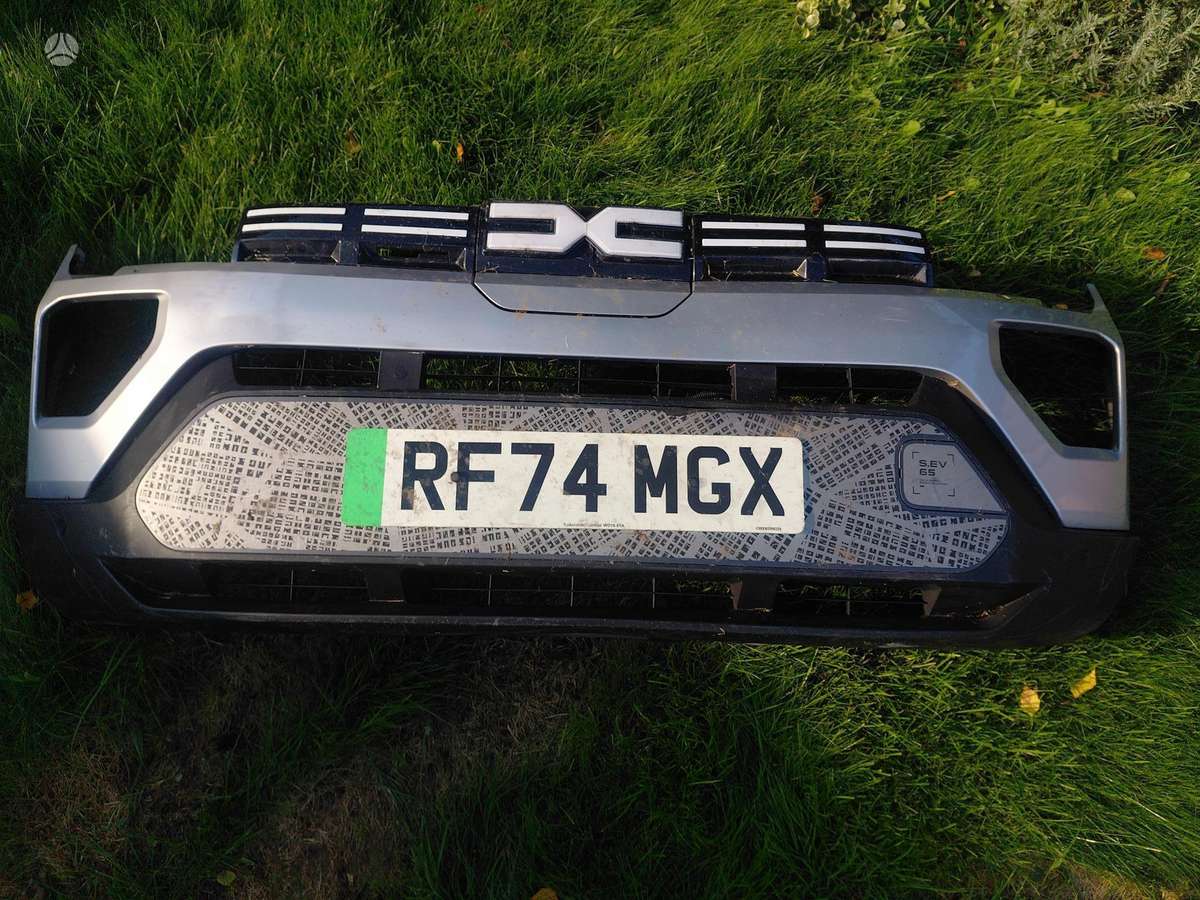 Dacia Spring Bamperis pilnas su prkais ir pyne