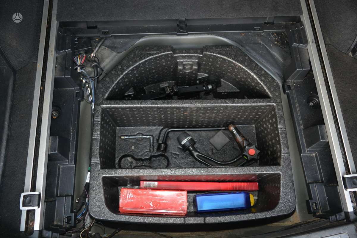 Toyota Avensis - 9