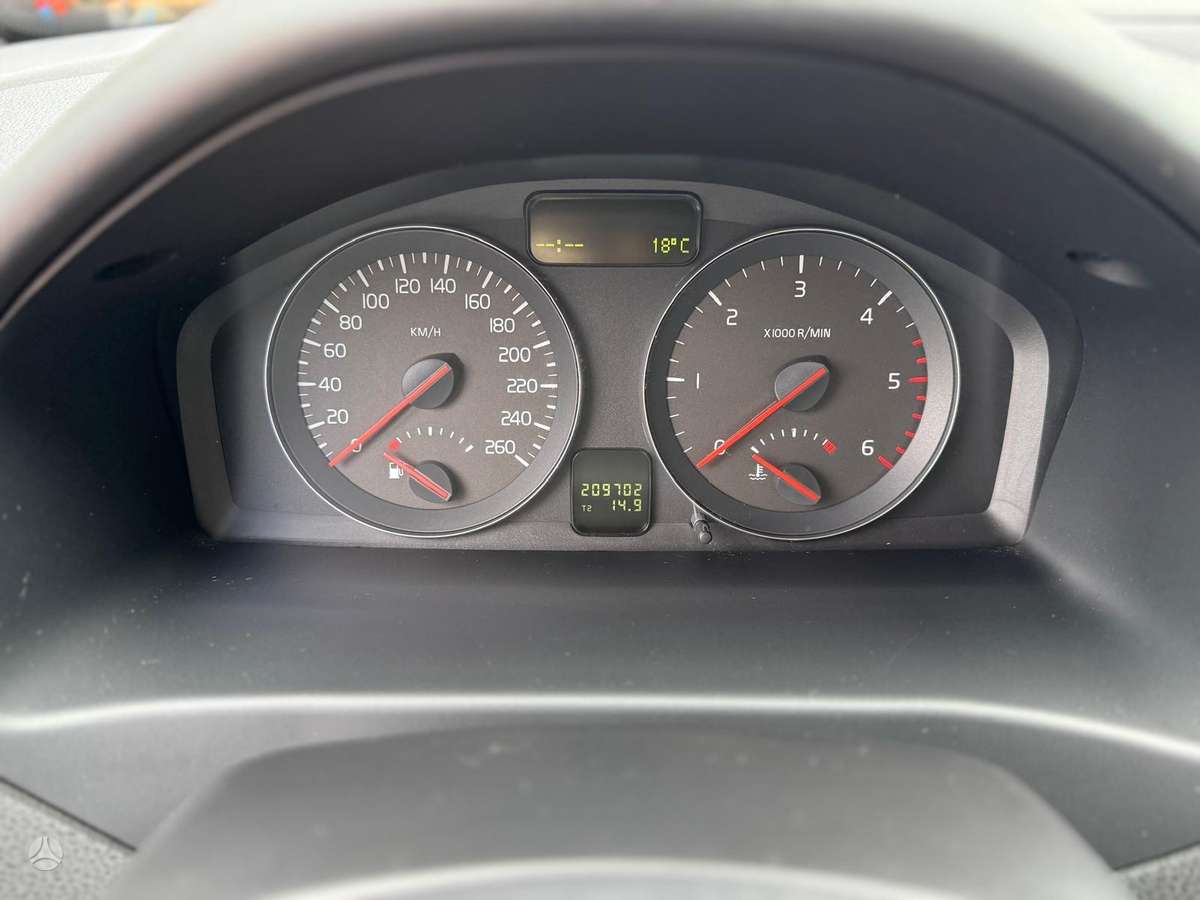 Volvo S40 - 10
