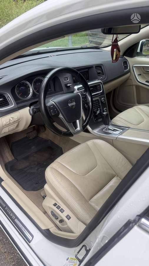 Volvo S60 - 10