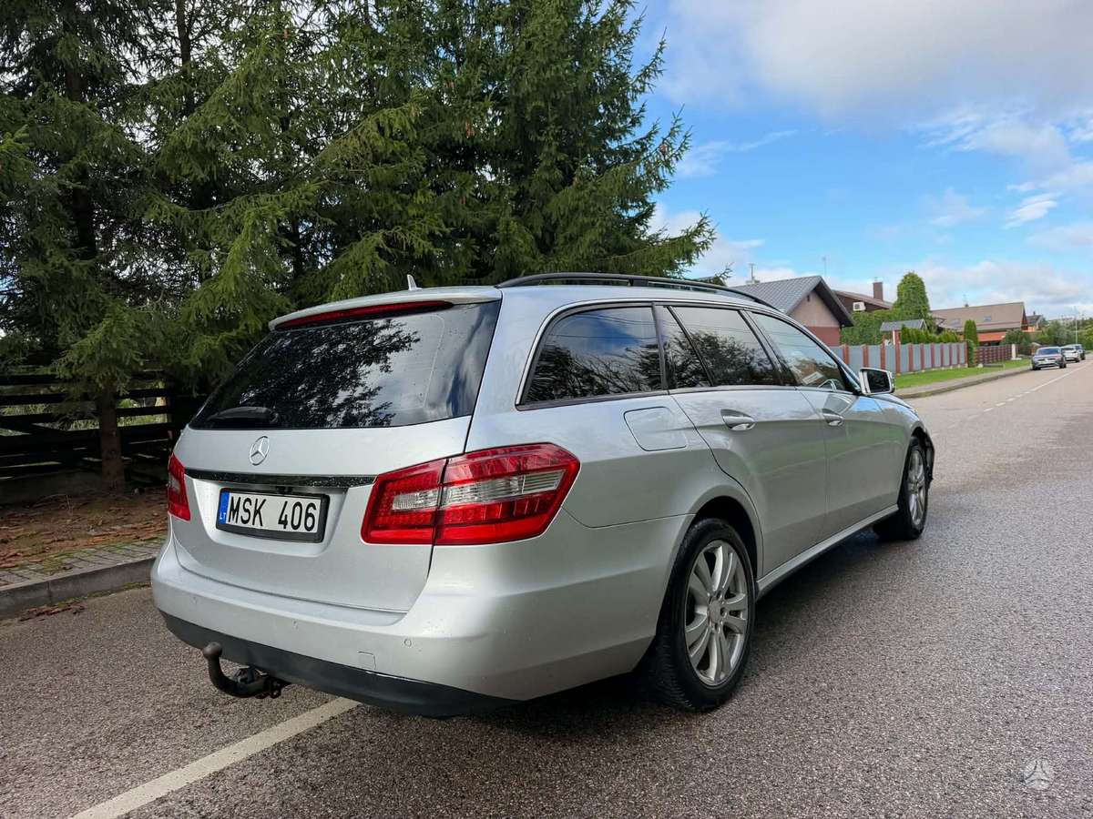 Mercedes-Benz E200, 2.1 l., Универсал