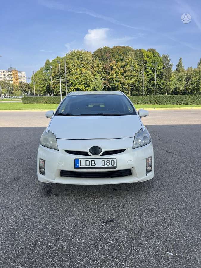 Toyota Prius - 2