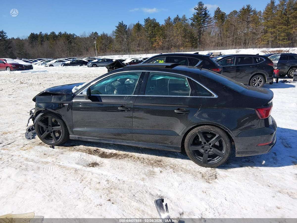 Audi S3, 2.0 l., Седан