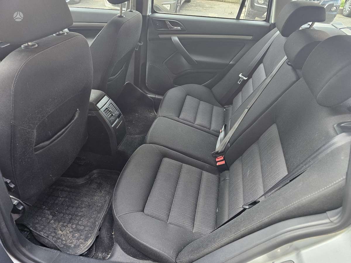 Škoda Octavia - 9