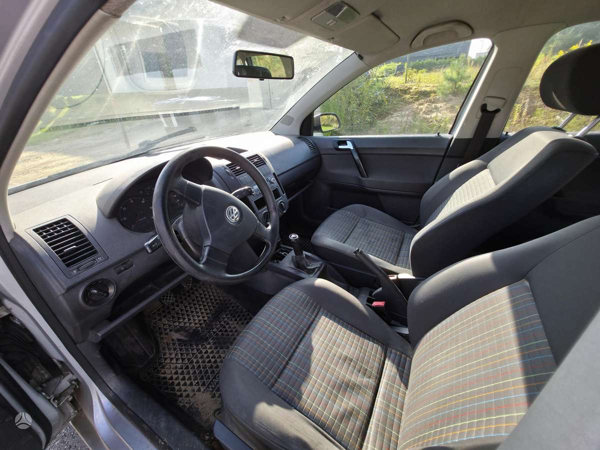 Volkswagen Polo - 9