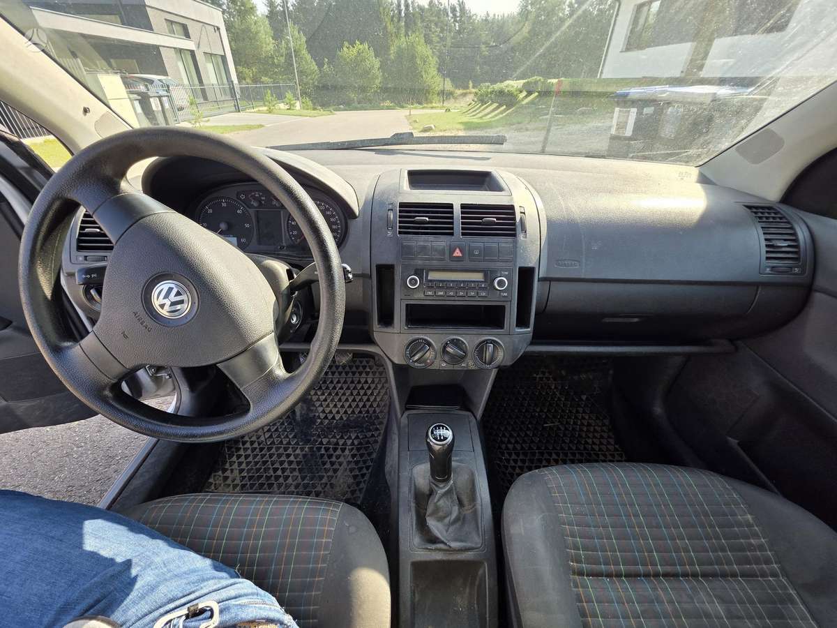 Volkswagen Polo - 10