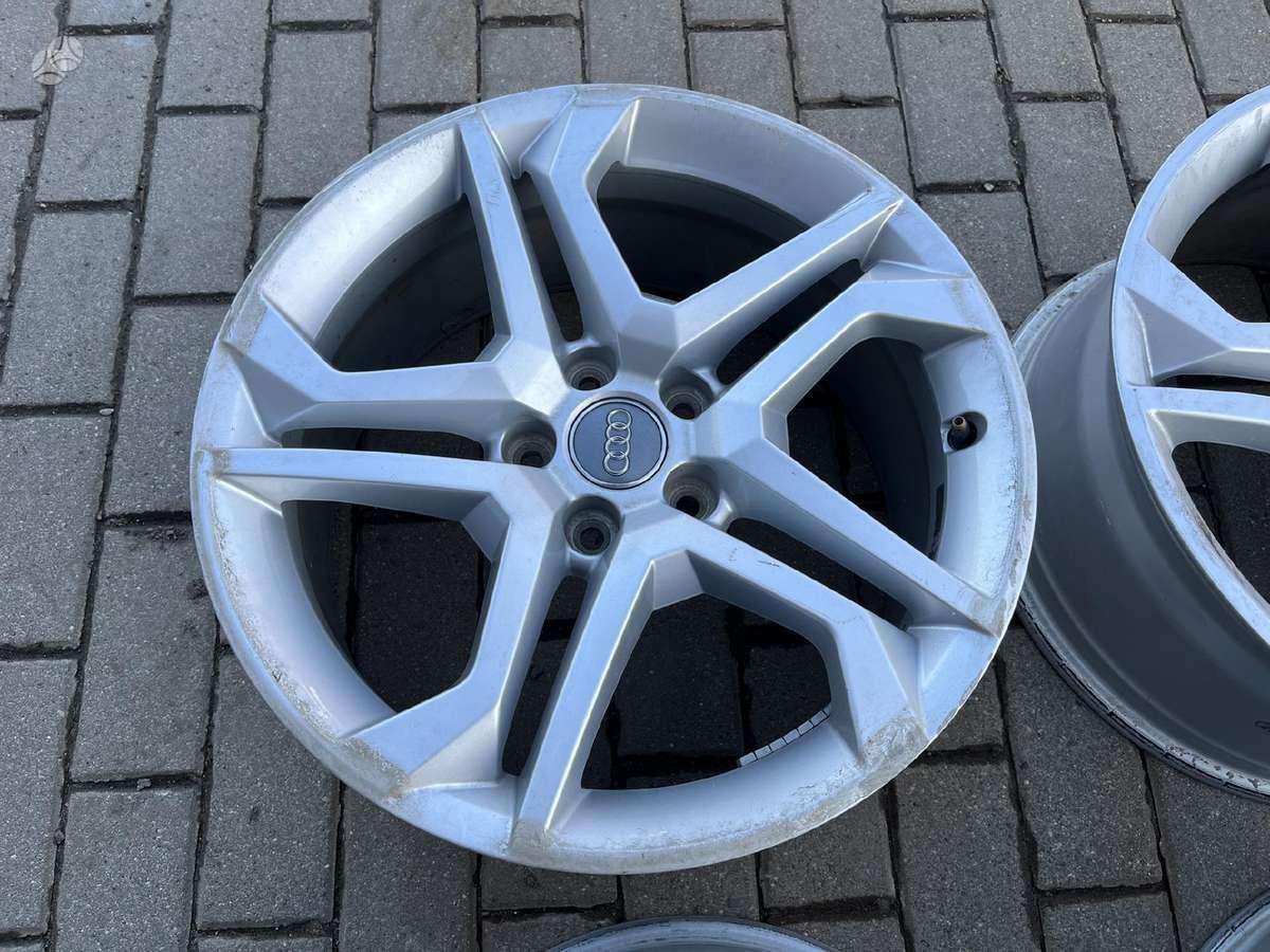 Audi 80A601025BD, light alloy, R18