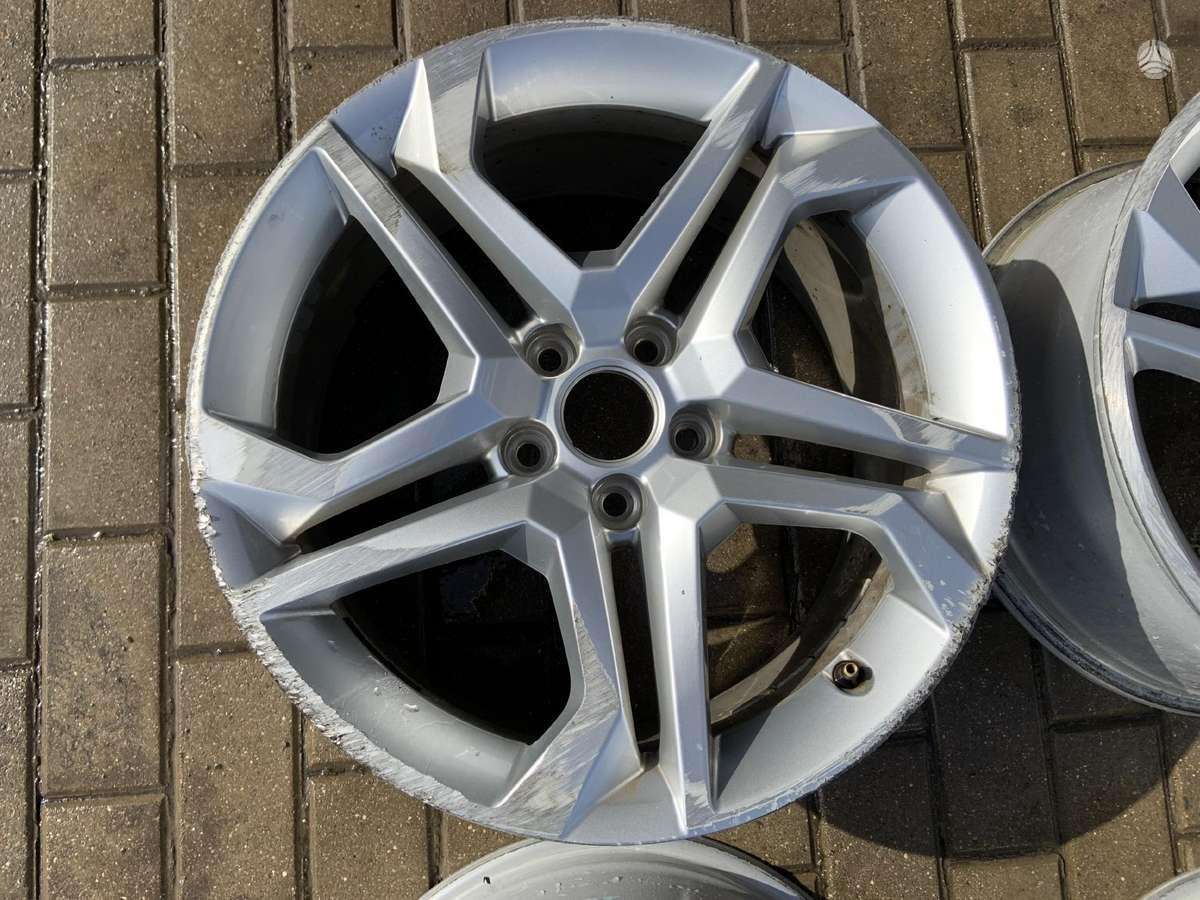 Audi 80A601025BD, light alloy, R18