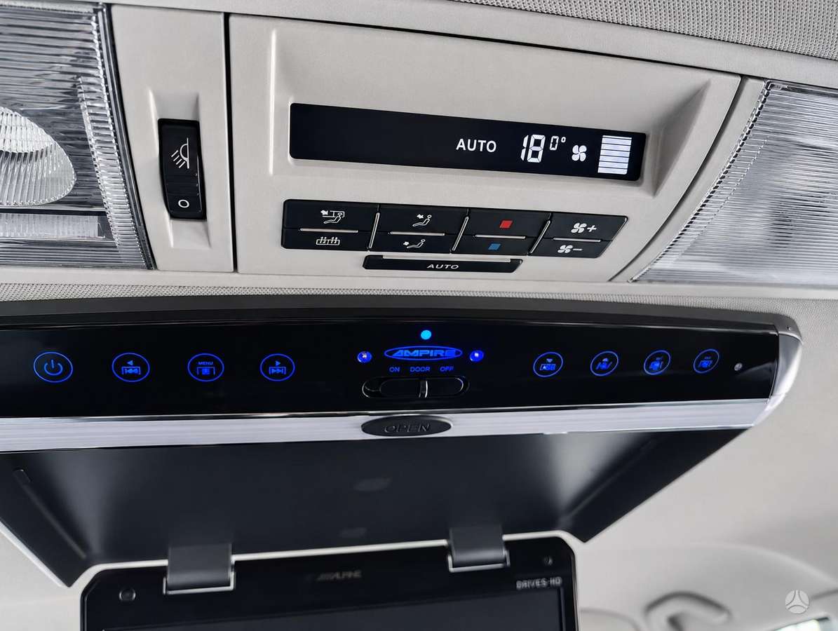 Volkswagen Multivan, 2.0 l., Минивэн