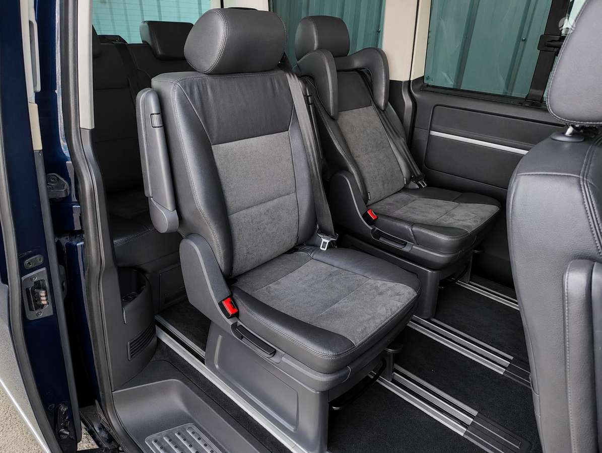 Volkswagen Multivan, 2.0 l., Минивэн