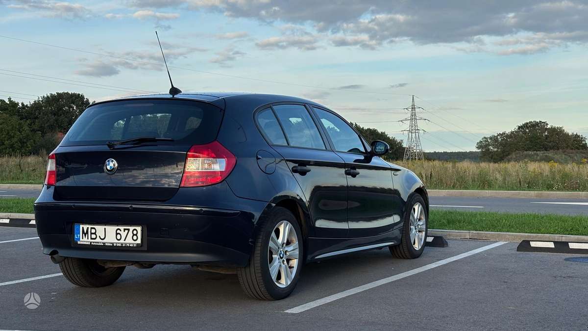 BMW 118, 2.0 l., Хэтчбек